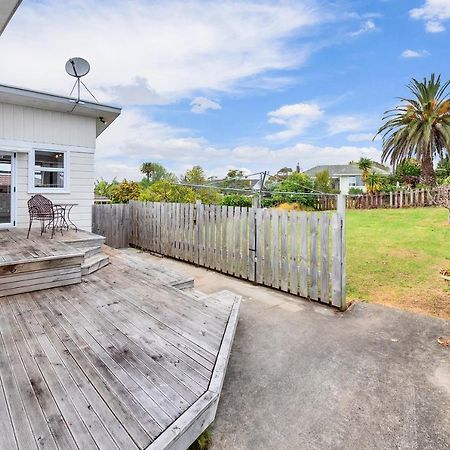 Fabulous Three Bedroom Home In Pakuranga 奥克兰 外观 照片