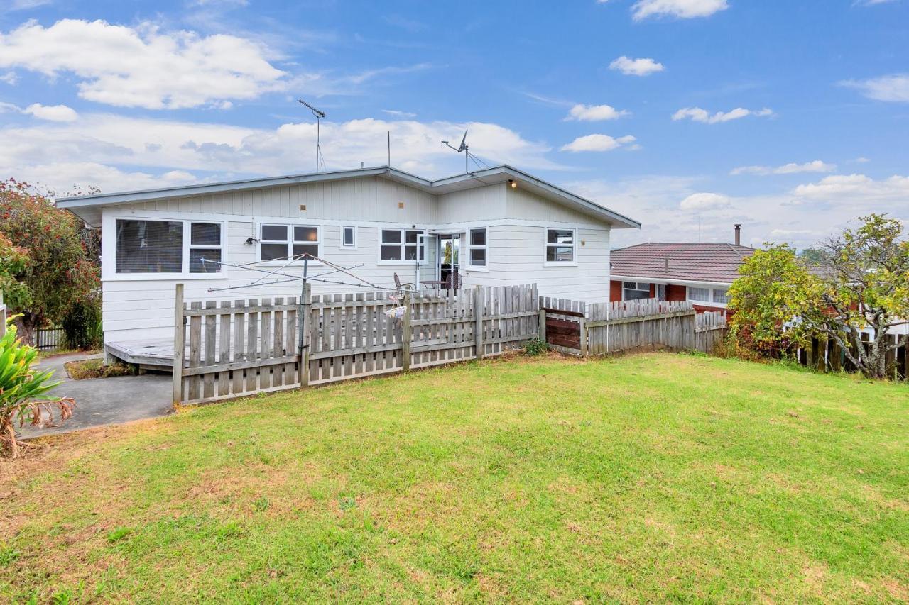 Fabulous Three Bedroom Home In Pakuranga 奥克兰 外观 照片