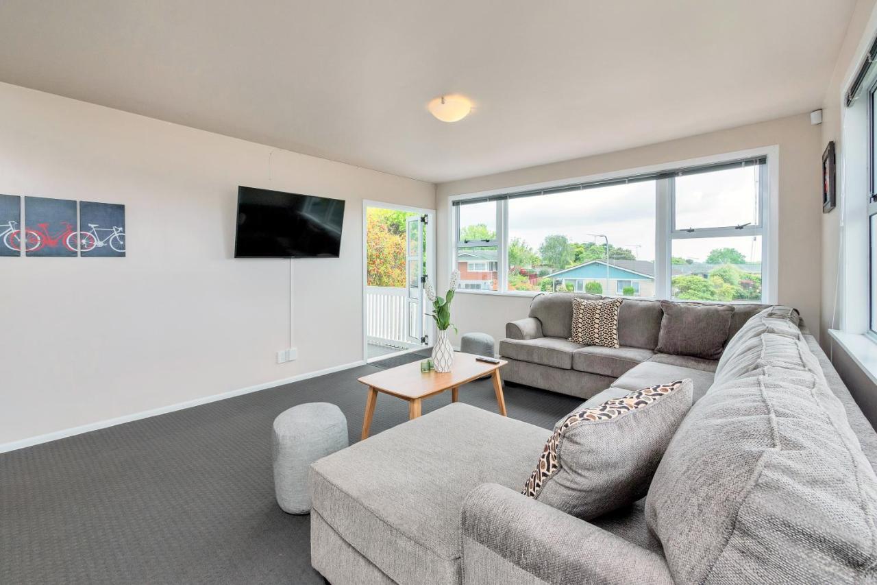 Fabulous Three Bedroom Home In Pakuranga 奥克兰 外观 照片